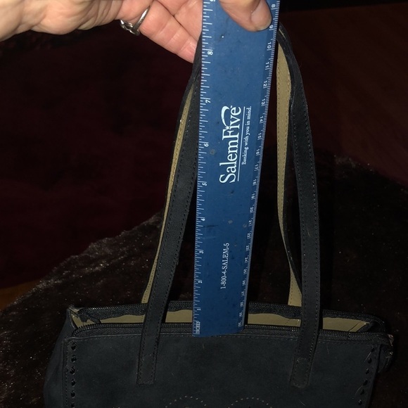 Mondani Black Bag Like New , Holds Phone Card Case , Compact Etc - Picture 7 of 10